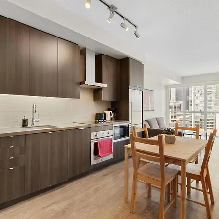 Cn Tower Lake View 2 Bedroom Suite